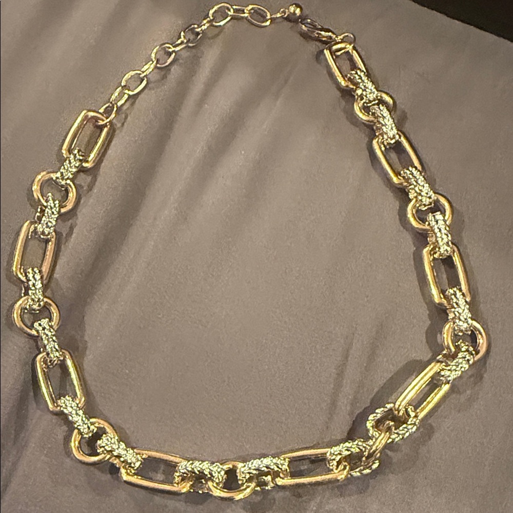 Elegant Gold and Silver Chain Necklace - Picture 2 of 3